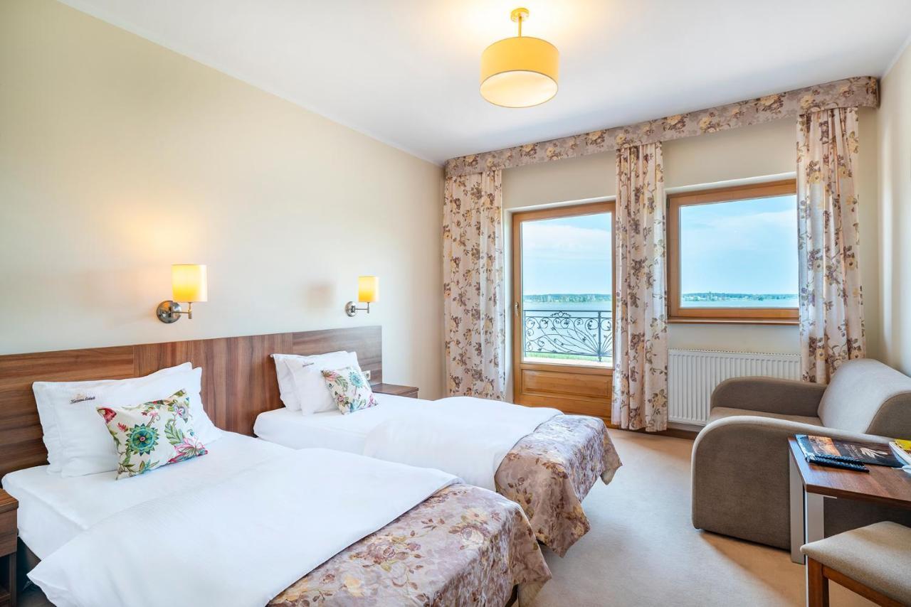 Labedz Hotel Karczma Iława Dış mekan fotoğraf