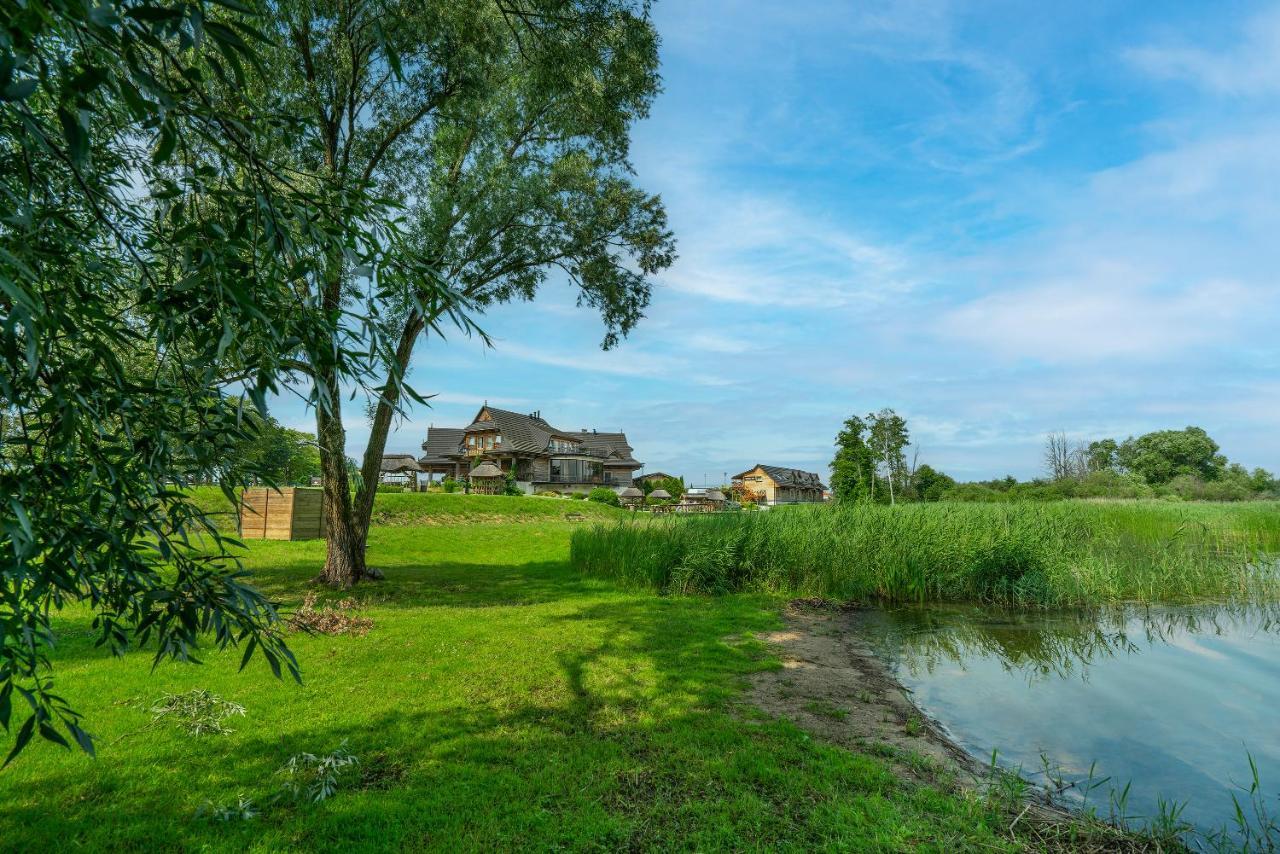 Labedz Hotel Karczma Iława Dış mekan fotoğraf