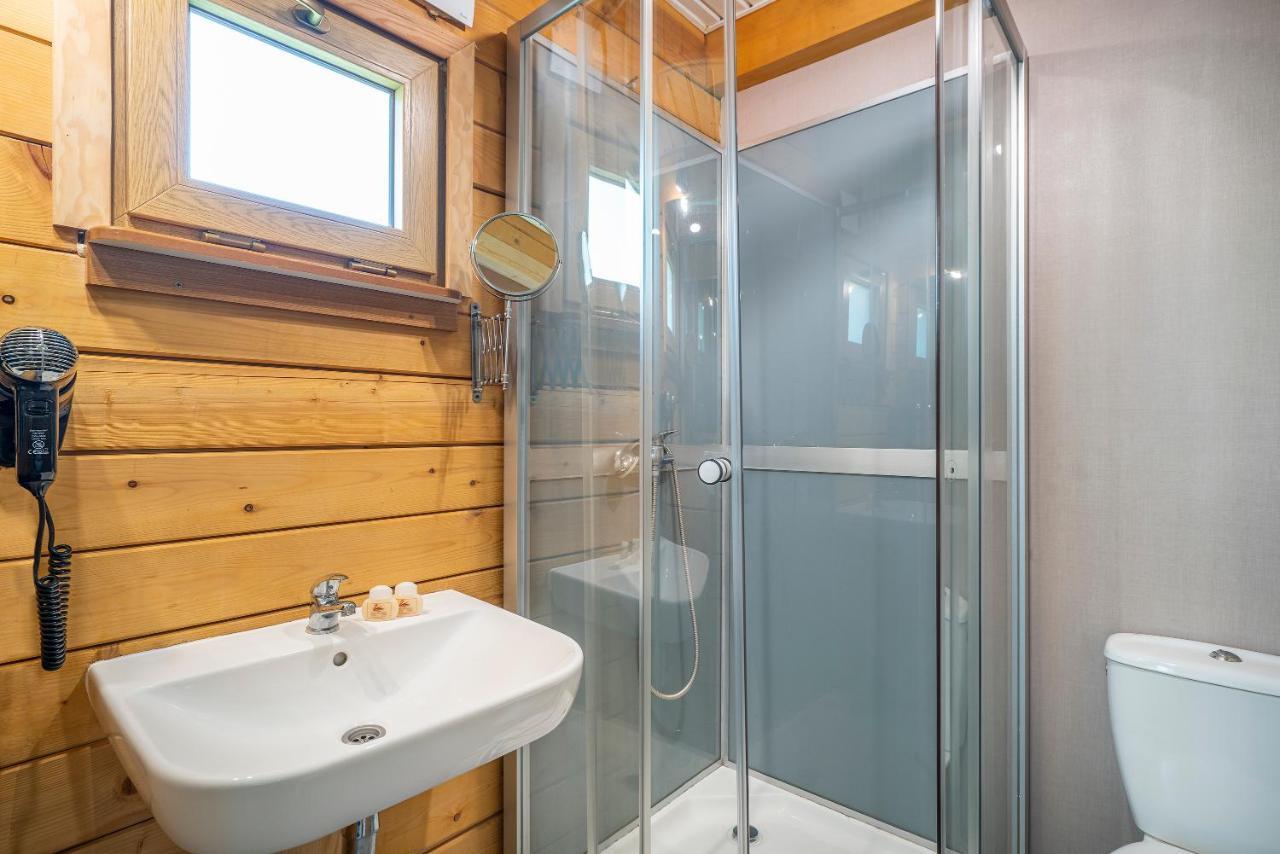 Labedz Hotel Karczma Iława Dış mekan fotoğraf